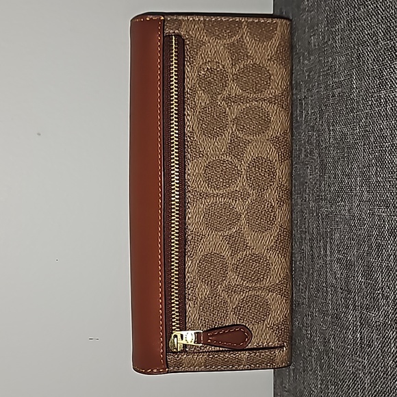 Coach Wyn Soft Wallet In Colorblock Signature Canvas - Picture 3 of 8